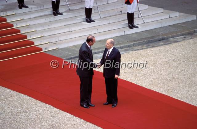 elysee 22.JPG - Francois Mitterand et Jacques Chirac lors de la passation de pouvoirPrésidentielle 1995Palais de l'ElyséeParisFrance